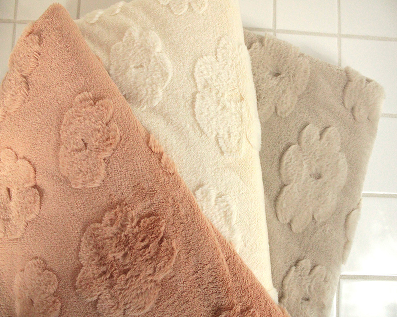 Daisy Jacquard Faux Fur 